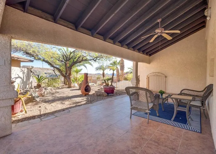 Holiday home Peruvian-4 Bed Desert Oasis -pool, Hot-tub &outdoor Kitchen